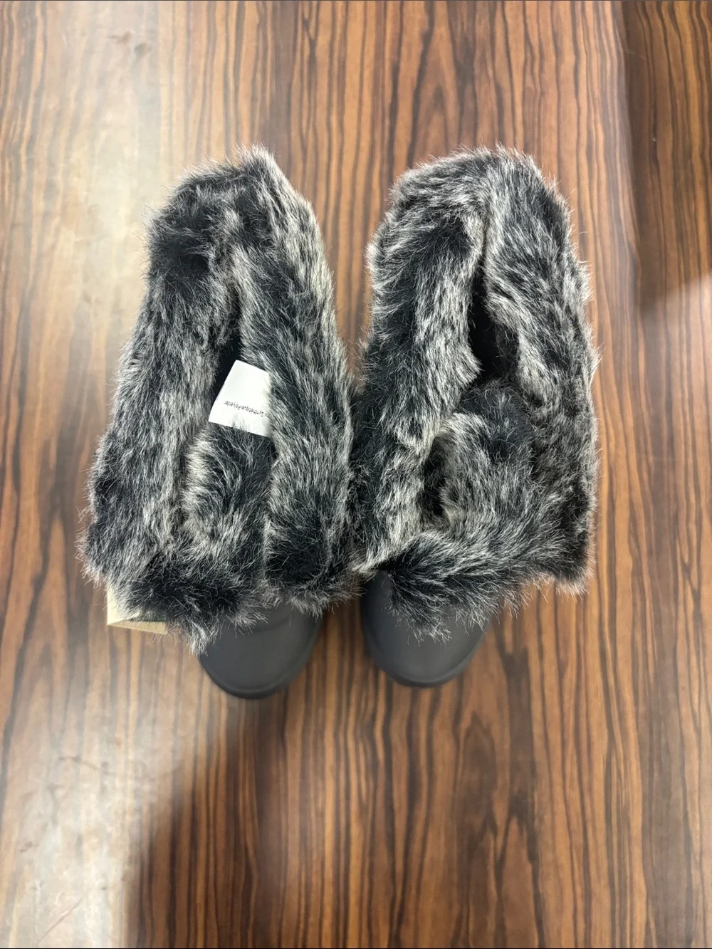 Kamik - Kids Snowgypsy4 Boots, size 6 US big kids, color black.